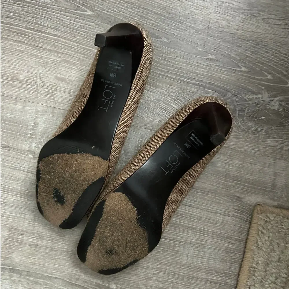 Vintage Ann Taylor Y2K Office Siren Button Heels